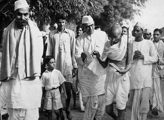 Mahatma Gandhi launched the Quit India Movement - The Study Falcon